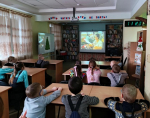 «Новогодняя игрушка»  - познавательный час для дошкольников