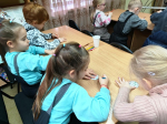 «Новогодняя игрушка»  - познавательный час для дошкольников